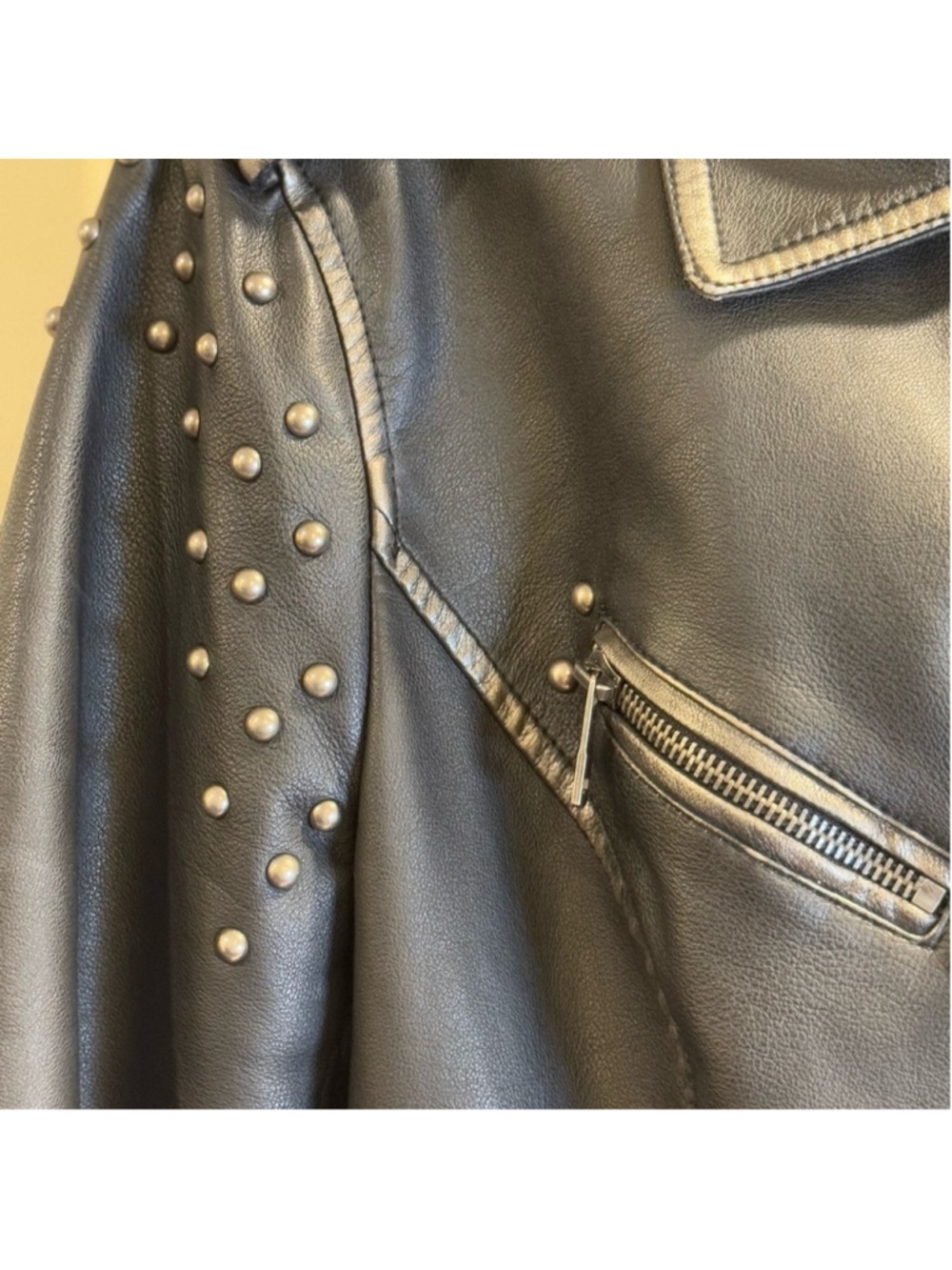 T Coalition Women Moto Jacket Black Faux Leather Studded - Picture 9 of 10